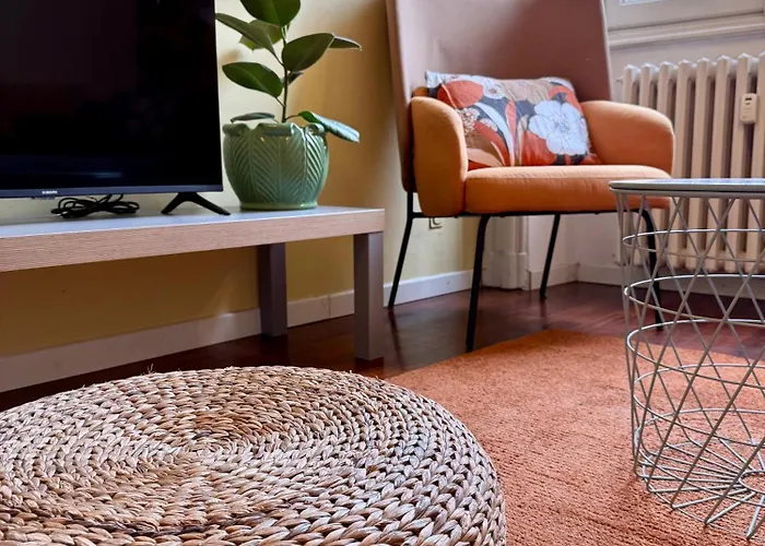 Luro s - San Babila Cozy Home